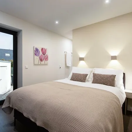 Intermezzo Apartment *